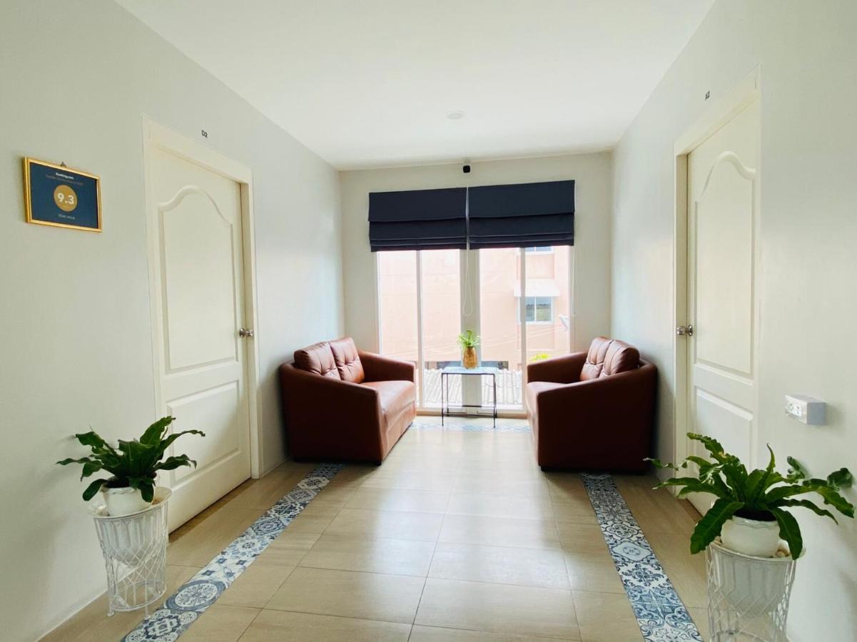 Teak Villa Bangkok Esterno foto